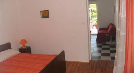 Guest house Jadranka 3*